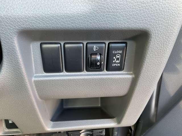 ＮＶ３５０キャラバンワゴン ２．５　ＧＸ（オートスライドドア付）　ロングボディ　低床　メモリーナビ　ＥＴＣ　インテリキー　インテリキー　助手席エアバック　エアコン　エアバック　キーレスエントリー　ナビＴＶ　パワーウィンドウ　パワーステアリング　ＡＢＳ　盗難防止システム　メモリーナビ　ＥＴＣ　定期点検記録簿（9枚目）