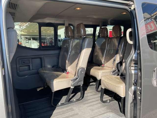 ＮＶ３５０キャラバンワゴン ２．５　ＧＸ（オートスライドドア付）　ロングボディ　低床　メモリーナビ　ＥＴＣ　インテリキー　インテリキー　助手席エアバック　エアコン　エアバック　キーレスエントリー　ナビＴＶ　パワーウィンドウ　パワーステアリング　ＡＢＳ　盗難防止システム　メモリーナビ　ＥＴＣ　定期点検記録簿（16枚目）