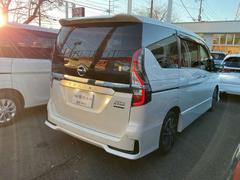 ���ֳ�Ź�ޤǲ���ꤵ����ĺ�����ɼ��ʤ��֤䡢���Ҥλ��֤��ä����֤ʤɤ�¿�����Ѱդ��Ƥ���ޤ� 4