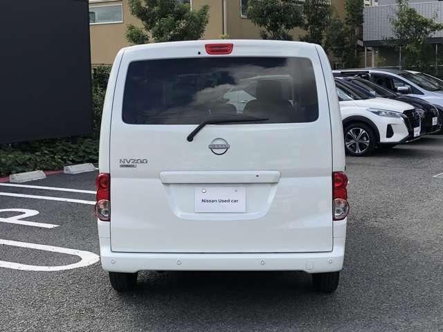 ＮＶ２００バネットワゴン １６Ｘ－２Ｒ（５ナンバー車）１オーナー弊社ユーザー様お下取車　『見て！さわって！ご確認ください！』　掲載車へのお問い合わせや現車確認（来店予約）、ご相談お待ちしております。　日産神奈川Ｃａｒスクエア湘南台　【営業時間　１０：００〜１８：００　定休日　火曜水曜】（51枚目）