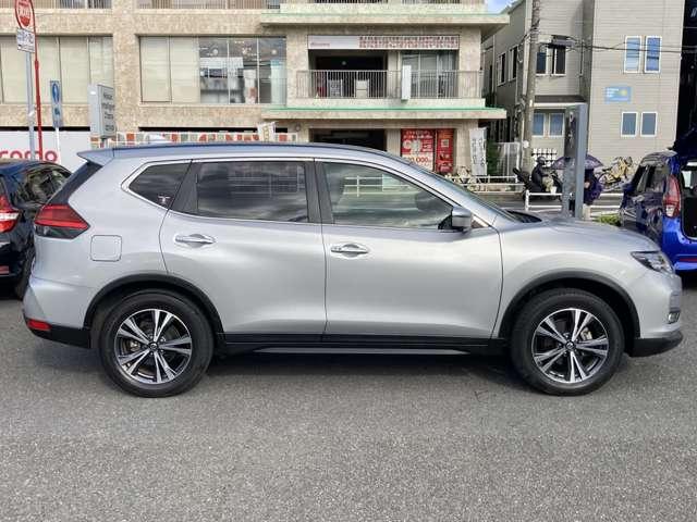エクストレイル ２．０　２０Ｘｉ　２列車　プロパイロット　ブルーレイ　ＥＴＣ２．０ドラレコ　アイドリングストップ車　ＬＥＤヘットライト　Ｒカメラ　盗難防止装置　インテリキー　レーンキープアシスト　ＥＴＣ　ドライブレコーダー　記録簿　キーフリー　１オーナー　ＴＶナビ　オートエアコン　ＡＢＳ（13枚目）