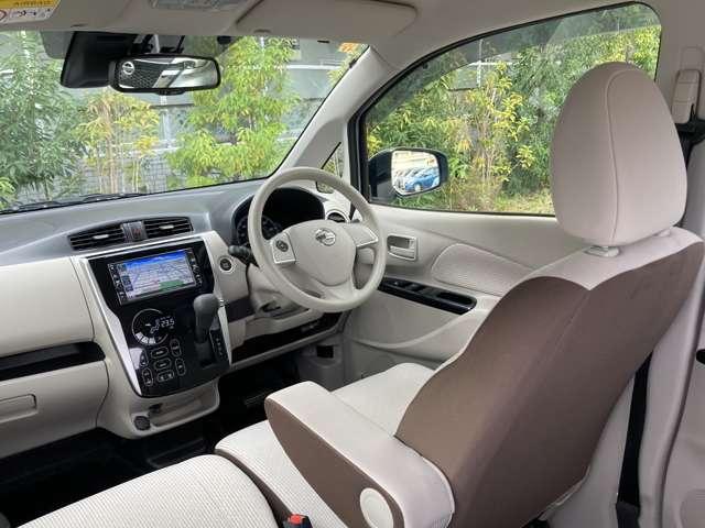 デイズ ６６０　Ｘ　カーナビ　全周囲カメラ　ＥＴＣ車載器　ドラレコ　エマジェンシーブレーキ　ｉＳＴＯＰ　イモビライザー　Ｗエアバック　１オーナー　ＥＴＣ　ＴＶナビ　オ－トエアコン　バックカメラ　メモリーナビ　ドライブレコーダー　ＡＢＳ　記録簿有　運転席エアバッグ（6枚目）