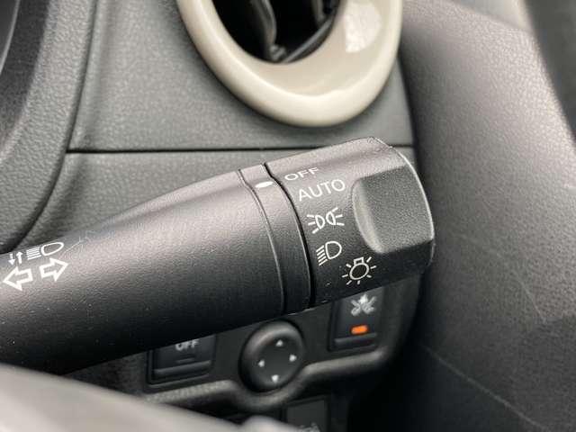 ノート X DIG-S1オーナー弊社ユーザー下取車走行35989キロ 車体色:ソニックブルーTPM DVD再生カーナビ アラウンドビューモニター ETC ドラレコ 踏み間違い衝突防止アシスト オートエアコン ※お問合わせへの回答は営業日(火/水曜休)のみの返信となります(34枚目)