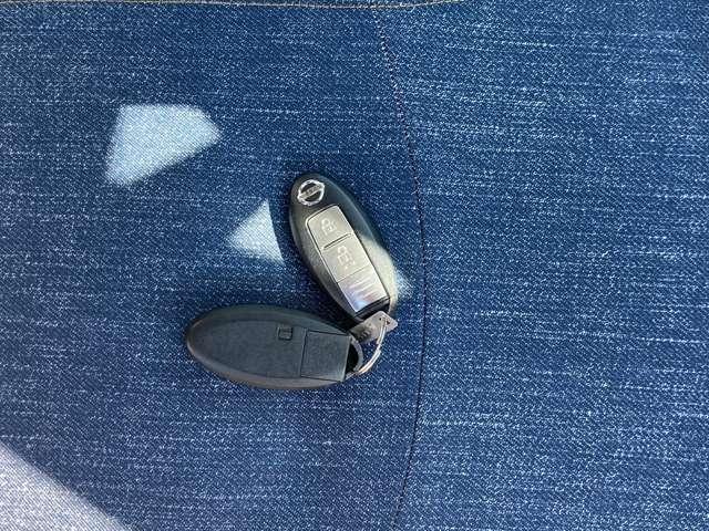 ノート X DIG-S1オーナー弊社ユーザー下取車走行35989キロ 車体色:ソニックブルーTPM DVD再生カーナビ アラウンドビューモニター ETC ドラレコ 踏み間違い衝突防止アシスト オートエアコン ※お問合わせへの回答は営業日(火/水曜休)のみの返信となります(40枚目)