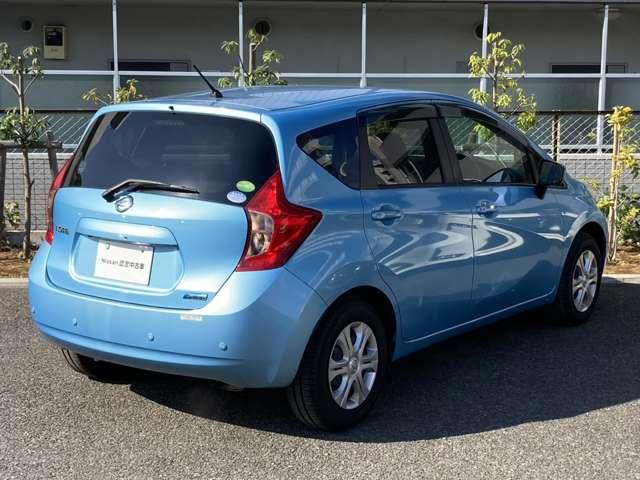 ノート X DIG-S1オーナー弊社ユーザー下取車走行35989キロ 車体色:ソニックブルーTPM DVD再生カーナビ アラウンドビューモニター ETC ドラレコ 踏み間違い衝突防止アシスト オートエアコン ※お問合わせへの回答は営業日(火/水曜休)のみの返信となります(56枚目)