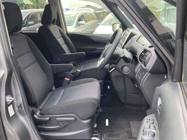 セレナ XV 走行8168キロ 1オーナー弊社ユーザー様お下取車 5ナンバー車(全幅1695mm) LED 両側オートスライドドア ブルーレイ再生カーナビ バックカメラ ETC2.0 後席オートエアコン ※お問合わせへの回答は営業日(火/水曜休)のみの返信となります(36枚目)