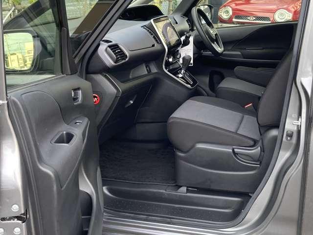 セレナ XV 走行8168キロ 1オーナー弊社ユーザー様お下取車 5ナンバー車(全幅1695mm) LED 両側オートスライドドア ブルーレイ再生カーナビ バックカメラ ETC2.0 後席オートエアコン ※お問合わせへの回答は営業日(火/水曜休)のみの返信となります(43枚目)