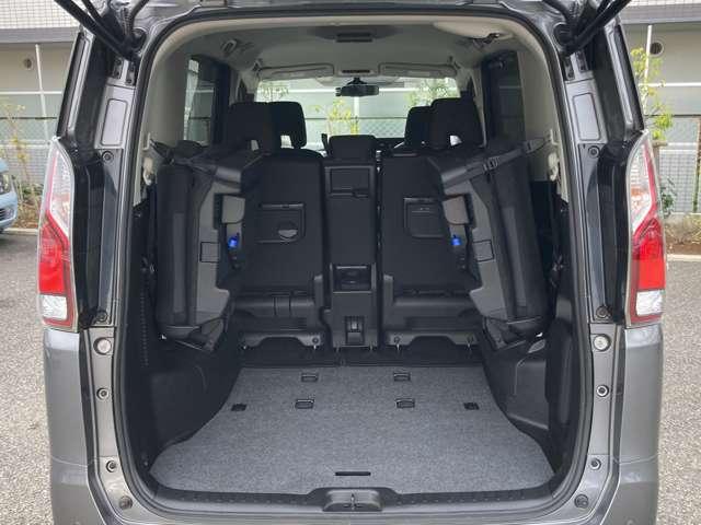 セレナ XV 走行8168キロ 1オーナー弊社ユーザー様お下取車 5ナンバー車(全幅1695mm) LED 両側オートスライドドア ブルーレイ再生カーナビ バックカメラ ETC2.0 後席オートエアコン ※お問合わせへの回答は営業日(火/水曜休)のみの返信となります(44枚目)