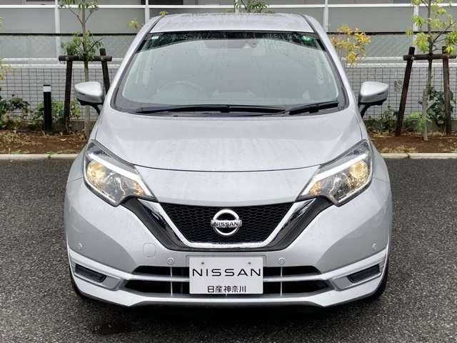 ノート X 走行31710キロ 1オーナー弊社ユーザー様お下取車 【車検整備付き】 踏み間違い衝突防止アシスト 日産純正フルセグ対応カーナビ アラウンドビューモニター 車線逸脱警報 インテリジェントキー ※お問合わせへの回答は営業日(火/水曜休)のみの返信となります(12枚目)