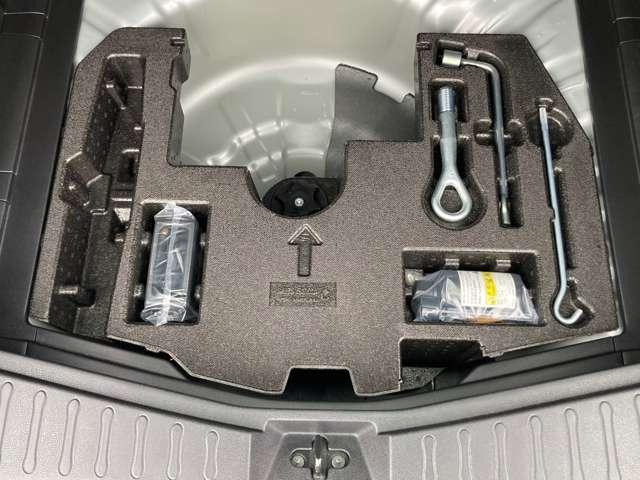 ノート X 走行31710キロ 1オーナー弊社ユーザー様お下取車 【車検整備付き】 踏み間違い衝突防止アシスト 日産純正フルセグ対応カーナビ アラウンドビューモニター 車線逸脱警報 インテリジェントキー ※お問合わせへの回答は営業日(火/水曜休)のみの返信となります(22枚目)