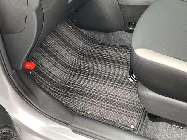 ノート X 走行31710キロ 1オーナー弊社ユーザー様お下取車 【車検整備付き】 踏み間違い衝突防止アシスト 日産純正フルセグ対応カーナビ アラウンドビューモニター 車線逸脱警報 インテリジェントキー ※お問合わせへの回答は営業日(火/水曜休)のみの返信となります(41枚目)