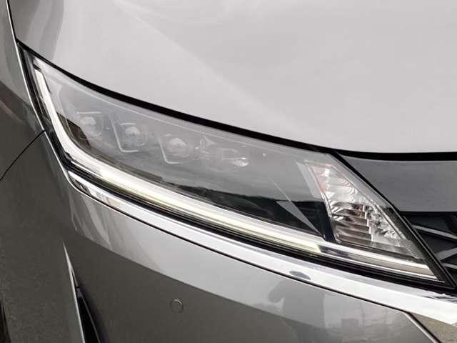 ノート Ｘ　車検／令和９年８月３０日　１オーナー弊社ユーザー様下取車　プロパイロット　ＬＥＤライト　カーナビ　アラウンドビューモニター　ＥＴＣ２．０　ケンウッド製ドラレコ　ドアバイザー　メーカー新車保証継承　※お問合わせへの回答は営業日（火／水曜休）のみの返信となります（53枚目）