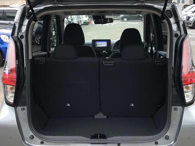 デイズ ハイウェイスターX 1オーナー弊社ユーザー下取車3521キロ 『おそらく禁煙車として使われていた様子のお車です』 プロパイロット 日産純正カーナビ バックカメラ 踏み間違い衝突防止アシスト LED ※お問合わせへの回答は営業日【火/水曜休】のみの返信となります。(21枚目)