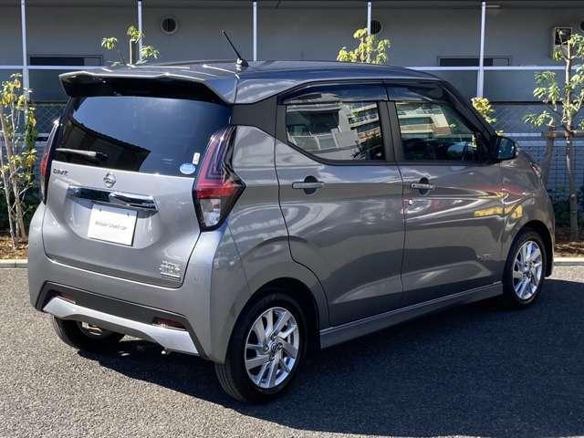 デイズ ハイウェイスターX 1オーナー弊社ユーザー下取車3521キロ 『おそらく禁煙車として使われていた様子のお車です』 プロパイロット 日産純正カーナビ バックカメラ 踏み間違い衝突防止アシスト LED ※お問合わせへの回答は営業日【火/水曜休】のみの返信となります。(58枚目)