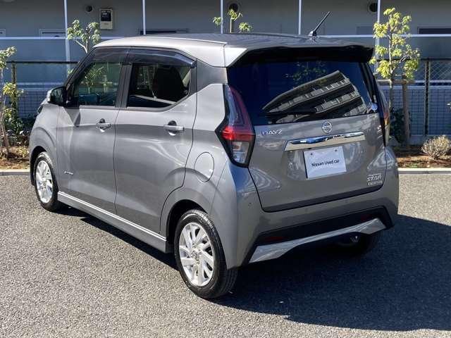 デイズ ハイウェイスターX 1オーナー弊社ユーザー下取車3521キロ 『おそらく禁煙車として使われていた様子のお車です』 プロパイロット 日産純正カーナビ バックカメラ 踏み間違い衝突防止アシスト LED ※お問合わせへの回答は営業日【火/水曜休】のみの返信となります。(60枚目)