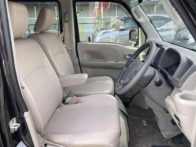 NV100クリッパーリオ G ハイルーフ2WD 4速AT 1オーナー弊社ユーザー下取車 両側オートスライドドア キセノン 純正カーナビ バックカメラ ETC 後方撮影用カメラ付きドラレコ オートエアコン メーカー新車保証継承 ※お問合わせへの回答は営業日(火/水曜休)のみの返信となります(19枚目)