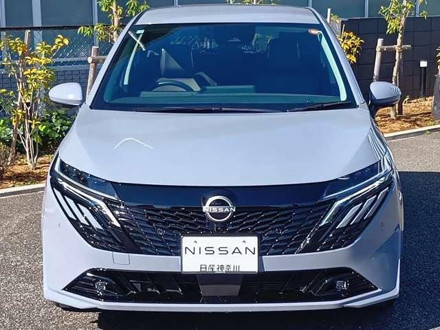 オーラ G 2WD 走行2558キロ 元日産神奈川新車店舗展示試乗車 車体色:ステルスグレーP 禁煙車 BOSE プロパイロット カーナビ アラウンドビューモニター ETC2.0 車内撮影用カメラ付きドラレコ※お問合わせへの回答は営業日(火/水曜休)のみの返信となります(12枚目)