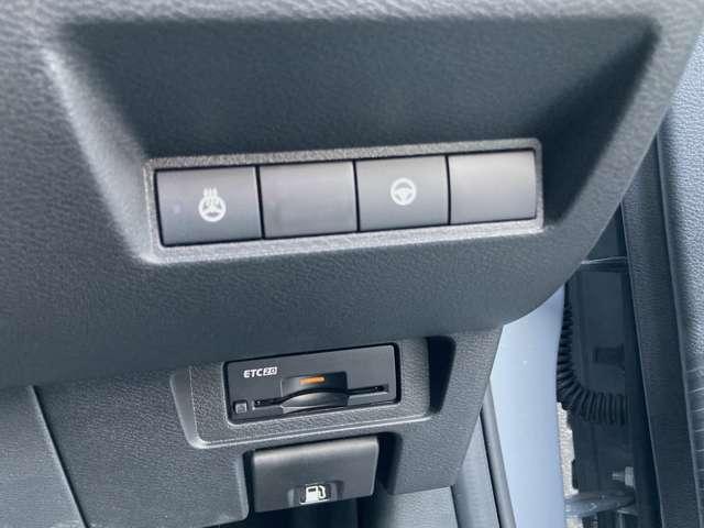 オーラ G 2WD 走行2558キロ 元日産神奈川新車店舗展示試乗車 車体色:ステルスグレーP 禁煙車 BOSE プロパイロット カーナビ アラウンドビューモニター ETC2.0 車内撮影用カメラ付きドラレコ※お問合わせへの回答は営業日(火/水曜休)のみの返信となります(17枚目)