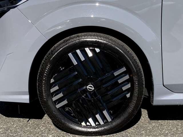 オーラ G 2WD 走行2558キロ 元日産神奈川新車店舗展示試乗車 車体色:ステルスグレーP 禁煙車 BOSE プロパイロット カーナビ アラウンドビューモニター ETC2.0 車内撮影用カメラ付きドラレコ※お問合わせへの回答は営業日(火/水曜休)のみの返信となります(60枚目)