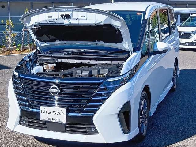 セレナ ハイウェイスターＶ　元弊社試乗車（社有車）　走行７３２１キロ　禁煙車　後席モニター　両側オートスライドドア　セレナ純正カーナビ　アラウンドビューモニター　ＥＴＣ２．０　ドラレコ　メーカー新車保証継承　※お問合わせへの回答は営業日（火／水曜休）のみの返信となります（14枚目）