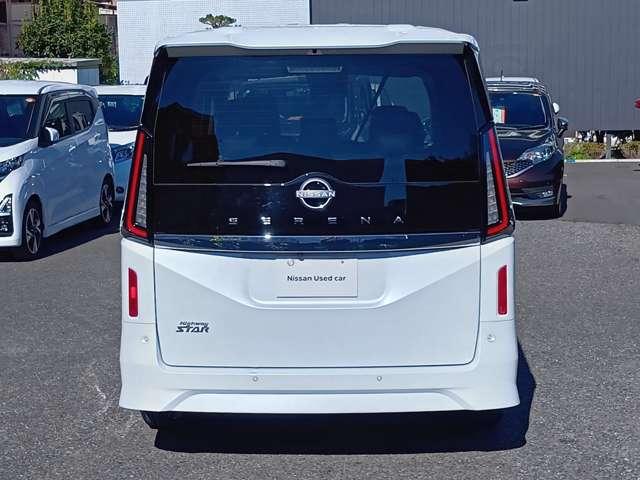 セレナ ハイウェイスターＶ　元弊社試乗車（社有車）　走行７３２１キロ　禁煙車　後席モニター　両側オートスライドドア　セレナ純正カーナビ　アラウンドビューモニター　ＥＴＣ２．０　ドラレコ　メーカー新車保証継承　※お問合わせへの回答は営業日（火／水曜休）のみの返信となります（17枚目）