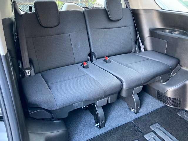 セレナ ハイウェイスターＶ　元弊社試乗車（社有車）　走行７３２１キロ　禁煙車　後席モニター　両側オートスライドドア　セレナ純正カーナビ　アラウンドビューモニター　ＥＴＣ２．０　ドラレコ　メーカー新車保証継承　※お問合わせへの回答は営業日（火／水曜休）のみの返信となります（24枚目）