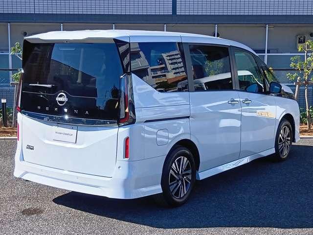 セレナ ハイウェイスターＶ　元弊社試乗車（社有車）　走行７３２１キロ　禁煙車　後席モニター　両側オートスライドドア　セレナ純正カーナビ　アラウンドビューモニター　ＥＴＣ２．０　ドラレコ　メーカー新車保証継承　※お問合わせへの回答は営業日（火／水曜休）のみの返信となります（29枚目）