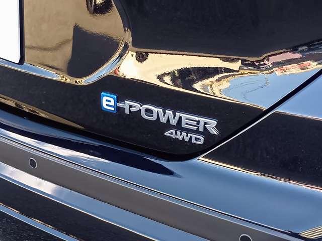 キックス 1.2 X FOUR (e-POWER) 4WD 後期型 4WD 禁煙車 メーカー新車保証継承 テレビ LEDライト 踏み間違い防止 アラウンドビュ- ETC 禁煙車 盗難防止システム 車線逸脱警報 インテリキー バックモニター ワンオーナー オートエアコン 4WD アルミホイール 記録簿付き(6枚目)