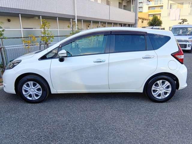 ノート １．２　Ｘ　ＤＩＧ－Ｓ　エマージェンシブレーキ　アイドリングストップ機能　左右エアバック　ＡＡＣ　スマキー　整備記録簿　パワーウィンドウ　ドライブレコーダー　ＡＢＳ　キーフリー　１オーナー　ナビＴＶ　メモリーナビ　ワンセグ（11枚目）