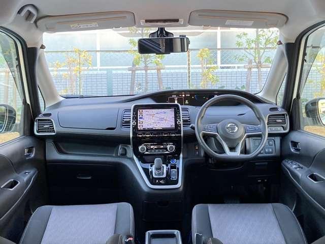 セレナ １．２　ｅ－ＰＯＷＥＲ　ハイウェイスター　Ｖ　３６０°カメラ　エマジェンシーブレーキ　１オナ　パーキングアシスト　スマキー　バックカメラ　ＬＥＤ　レーンアシスト　点検記録簿付　ＥＴＣ　ドラレコ　イモビ　サイドカーテンエアバック　フルオートエアコン（4枚目）