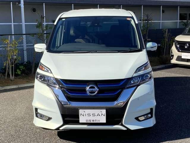 セレナ １．２　ｅ－ＰＯＷＥＲ　ハイウェイスター　Ｖ　３６０°カメラ　エマジェンシーブレーキ　１オナ　パーキングアシスト　スマキー　バックカメラ　ＬＥＤ　レーンアシスト　点検記録簿付　ＥＴＣ　ドラレコ　イモビ　サイドカーテンエアバック　フルオートエアコン（10枚目）