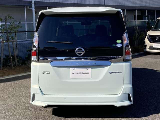 セレナ １．２　ｅ－ＰＯＷＥＲ　ハイウェイスター　Ｖ　３６０°カメラ　エマジェンシーブレーキ　１オナ　パーキングアシスト　スマキー　バックカメラ　ＬＥＤ　レーンアシスト　点検記録簿付　ＥＴＣ　ドラレコ　イモビ　サイドカーテンエアバック　フルオートエアコン（11枚目）