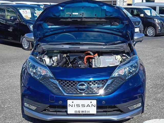 ノート １．２　ｅ－ＰＯＷＥＲ　ＡＵＴＥＣＨ　スポーツスペック　ドラレコ　ＬＥＤヘッドランプ　スマートキー　ワンオーナー　ＥＴＣ　アルミホイール　Ｂカメラ　メモリーナビ　オートエアコン　Ｓカメラ　エアバッグ　盗難防止システム　ナビＴＶ　アラウンドモニター　クルコン（10枚目）