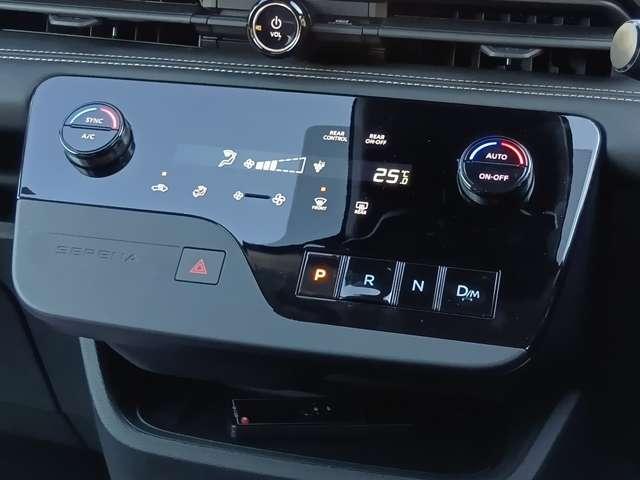 セレナ ハイウェイスターV『日産神奈川新車店舗での、展示車でした』 走行151キロ(禁煙車) プロパイロット セレナ純正カーナビ アラウンドビューモニター ETC2.0 ドラレコ メーカー新車保証継承 『年末年始のご案内 12月27日から新年3日まで休業いたします』(44枚目)