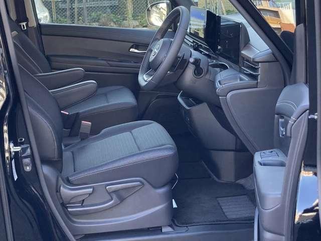 セレナ ハイウェイスターV『日産神奈川新車店舗での、展示車でした』 走行151キロ(禁煙車) プロパイロット セレナ純正カーナビ アラウンドビューモニター ETC2.0 ドラレコ メーカー新車保証継承 『年末年始のご案内 12月27日から新年3日まで休業いたします』(45枚目)