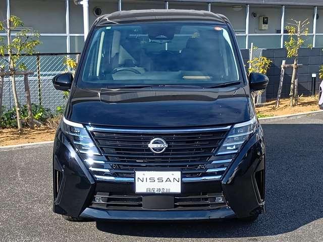 セレナ ハイウェイスターV『日産神奈川新車店舗での、展示車でした』 走行151キロ(禁煙車) プロパイロット セレナ純正カーナビ アラウンドビューモニター ETC2.0 ドラレコ メーカー新車保証継承 『年末年始のご案内 12月27日から新年3日まで休業いたします』(54枚目)