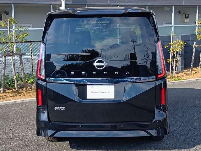 セレナ ハイウェイスターV『日産神奈川新車店舗での、展示車でした』 走行151キロ(禁煙車) プロパイロット セレナ純正カーナビ アラウンドビューモニター ETC2.0 ドラレコ メーカー新車保証継承 『年末年始のご案内 12月27日から新年3日まで休業いたします』(59枚目)