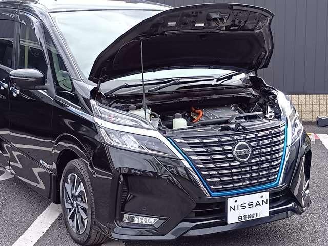 セレナ ｅパワー　ハイウェイスターＶ　１オーナー弊社ユーザー様下取車　プロパイロット　後席モニター　ブルーレイ再生カーナビ　アラウンドビューモニター　ＥＴＣ２．０　ドラレコ　両側オートスライドドア　ＬＥＤ　『年末年始のご案内　１２月２７日から新年３日まで休業いたします』（25枚目）