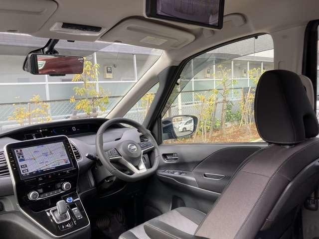 セレナ ｅパワー　ハイウェイスターＶ　１オーナー弊社ユーザー様下取車　プロパイロット　後席モニター　ブルーレイ再生カーナビ　アラウンドビューモニター　ＥＴＣ２．０　ドラレコ　両側オートスライドドア　ＬＥＤ　『年末年始のご案内　１２月２７日から新年３日まで休業いたします』（41枚目）