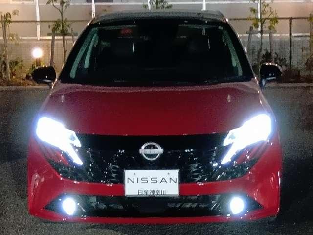 オーラ Ｇ　レザーエディション２ＷＤ（ＭＣ後モデル）日産神奈川試乗車　禁煙車　ＢＯＳＥ　プロパイロット　カーナビ　アラウンドビューモニター　ＥＴＣ２．０　車内撮影用カメラ付ドラレコ　メーカー新車保証継承　『年末年始のご案内　１２月２７日から新年３日まで休業いたします』（13枚目）