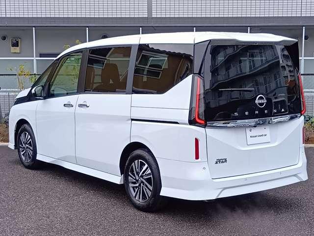 セレナ ハイウェイスターＶ　走行７２６キロ　日産神奈川新車店舗展示車　禁煙車　後席モニター　セレナ純正カーナビ　アラウンドビューモニター　ＥＴＣ２．０　後方撮影用カメラ付きドラレコ　メーカー新車保証継承　『年末年始のご案内　１２月２７日から新年３日まで休業いたします』（20枚目）