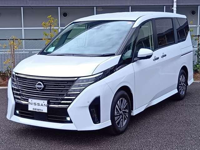セレナ ハイウェイスターＶ　走行７２６キロ　日産神奈川新車店舗展示車　禁煙車　後席モニター　セレナ純正カーナビ　アラウンドビューモニター　ＥＴＣ２．０　後方撮影用カメラ付きドラレコ　メーカー新車保証継承　『年末年始のご案内　１２月２７日から新年３日まで休業いたします』（24枚目）