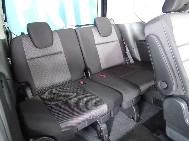 e-パワー ハイウェイスターV 【当社展示試乗車でした 新車保証、継承致します】 プロパイロット搭載 衝突被害軽減ブレーキ 踏み間違い衝突防止アシスト アラウンドビューモニター ブルーレイ再生カーナビ ETC2.0 ドラレコ(13枚目)