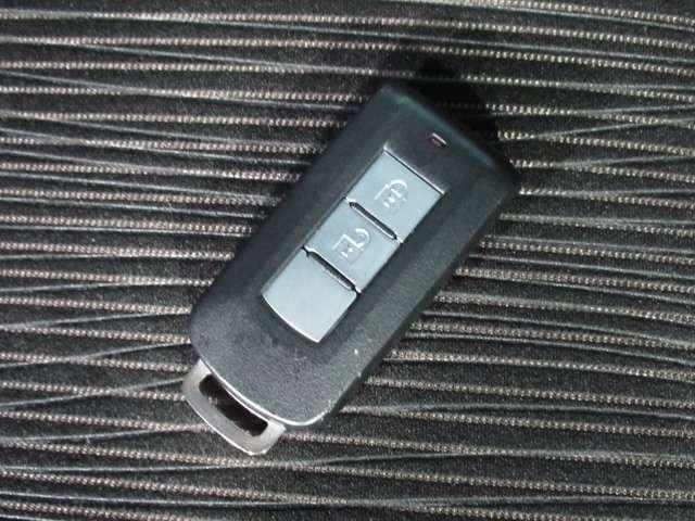 ハイウェイスター X 【走行966キロ ワンオーナー車 車検 令和3年7月 新車保証、継承致します】 衝突被害軽減ブレーキ 踏み間違い衝突防止アシスト 車線逸脱警報 アラウンドビューモニター DVD再生カーナビ(7枚目)