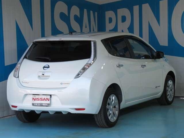 S(24kwh) 【ワンオーナー 車検 令和4年1月 走行1,961キロ(当社入庫時)】 衝突被害軽減ブレーキ 車線逸脱警報 横滑り防止装置 前後席シートヒーター カーナビ バックカメラ ETC ドライブレコーダー(2枚目)