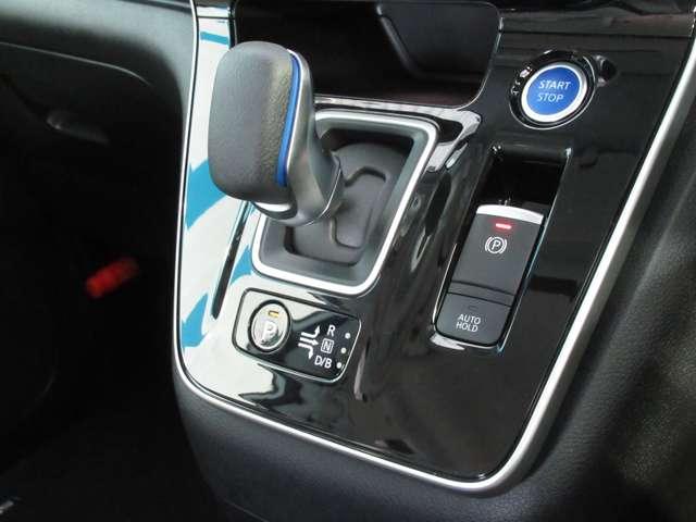 1.2 e-POWER ハイウェイスター V セ-フティパックA・後席モニタ-付(4枚目)