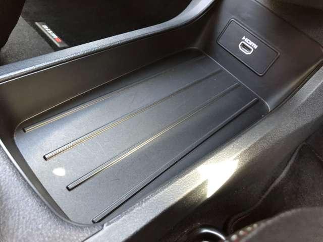 オーラ １．２　ＮＩＳＭＯ　メーカーナビアラウンドビューモニター　マルチビューカメラ　ワンオーナー車　リヤカメラ　追従クルーズ　ＬＥＤヘッド　車線逸脱警報　ドライブレコーダー　ＥＴＣ　ワンセグＴＶ　記録簿　スマートキー　ダブルエアバック　アルミ　オートエアコン（10枚目）