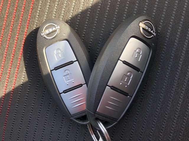 オーラ １．２　ＮＩＳＭＯ　メーカーナビアラウンドビューモニター　マルチビューカメラ　ワンオーナー車　リヤカメラ　追従クルーズ　ＬＥＤヘッド　車線逸脱警報　ドライブレコーダー　ＥＴＣ　ワンセグＴＶ　記録簿　スマートキー　ダブルエアバック　アルミ　オートエアコン（16枚目）