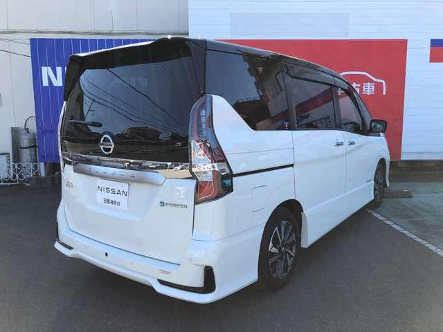 セレナ ｅ－パワー　ハイウェイスターＶ　全方位モニタ　両側自動ドア　ブレーキサポート　後カメラ　１オーナー　定期点検記録簿　車線逸脱警報装置　ＬＥＤヘッド　ドラレコ　ＥＴＣ　メモリーナビ　エアバック　Ｗエアバック　ナビＴＶ　ＡＢＳ　パワステ（2枚目）