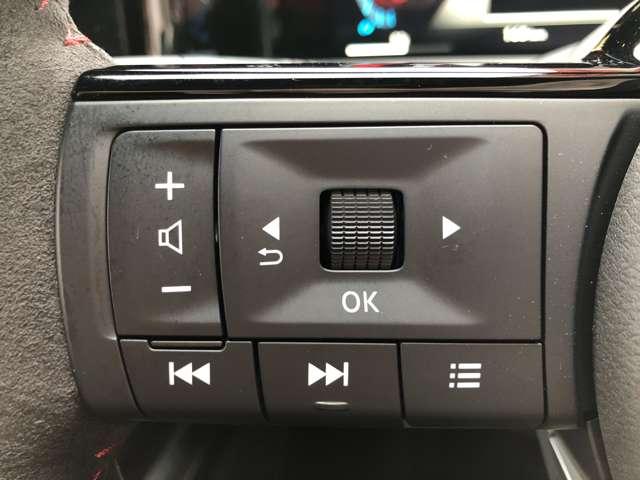 オーラ １．２　ＮＩＳＭＯ　メーカーナビＢＯＳＥサウンドアラビュー　エマージェンシブレーキ　アラウンドビューカメラ　スマートキー＆プッシュスタート　ワンオーナー　禁煙　ＥＴＣ　ドラレコ　車線逸脱　記録簿　ワンセグ　Ｂカメラ　運転席エアバッグ　ＡＢＳ　ナビＴＶ（13枚目）